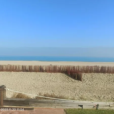דירה Frente Al Mar Con Terraza Y Vista Al Jardin - Es-373-26 *